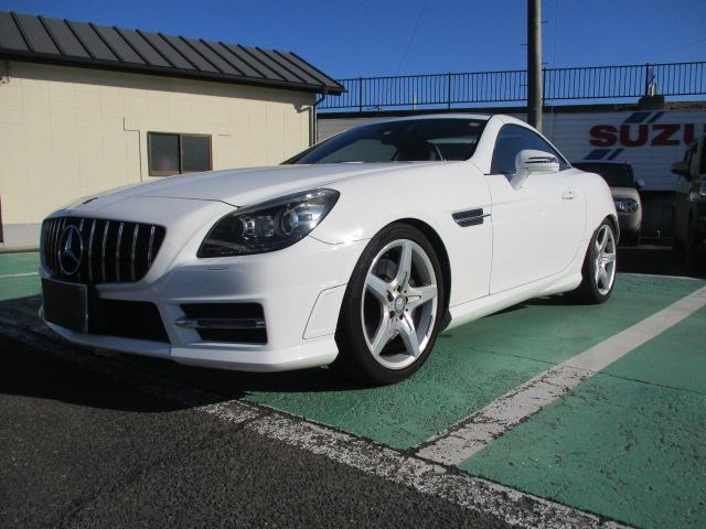 ＳＬＫ ＳＬＫ２００ＭＴ　ＡＭＧスポーツパッケージ　６速ミッション　ホワイト　走行２万キロ台　スマートキー　純正アルミホイール　ＥＴＣ　ＧＴグリル　ローダウン　来店予約要（18枚目）