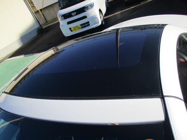 ＳＬＫ ＳＬＫ２００ＭＴ　ＡＭＧスポーツパッケージ　６速ミッション　ホワイト　走行２万キロ台　スマートキー　純正アルミホイール　ＥＴＣ　ＧＴグリル　ローダウン　来店予約要（20枚目）