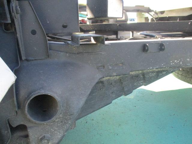 サンバートラック 　４ＷＤ　パワフル厚板ダンプ　土砂以外　走行８万キロ台　エアコン　パワステ（11枚目）