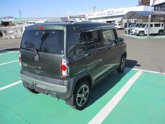 鈑金塗装工場も完備しております。 3