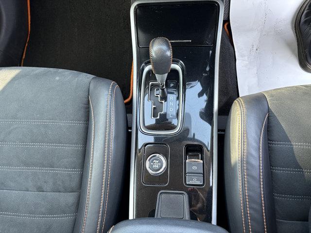 アウトランダー アクティブギア 4WD LED 外メモリーナビ フルセグTV 外フリップダウンモニタ 外ETC バックカメラ パーキングアシスト スマートキー(16枚目)