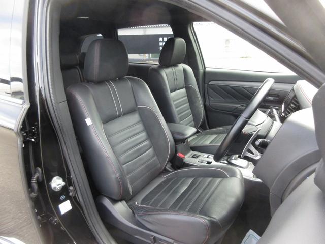 アウトランダーＰＨＥＶ Ｓエディション　４ＷＤ　Ｅ－アシスト　運電動シート　前席シートヒータ　電動リアゲート　ＬＥＤヘッドライト　ＢＩＬＳＴＥＩＮ製ダンパー純スマートホン連携ディスプレイオーディオ　外ＥＴＣ　バックカメラ　スマートキー（5枚目）