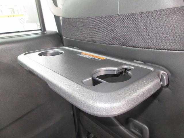 デリカミニ Ｔ　プレミアム　４ＷＤ　メモリーナビ　全周囲カメラ　電動パーキングブレーキ　オートブレーキホールド　前席シートヒータ　両側電動スライドドア　ＬＥＤヘッドライト　外メモリーナビ　スマートキー（13枚目）