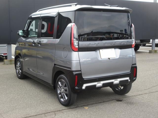 デリカミニ Ｔ　プレミアム　４ＷＤ　メモリーナビ　全周囲カメラ　電動パーキングブレーキ　オートブレーキホールド　前席シートヒータ　両側電動スライドドア　ＬＥＤヘッドライト　外メモリーナビ　スマートキー（17枚目）