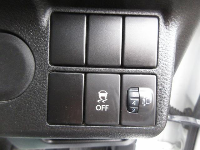 アルト Ｆ　４ＷＤ　エアコン　パワステ　パワーウインドウ　運転席エアバッグ　助手席エアバッグ　ＡＢＳ　横滑り防止装置　キーレス　ＣＤ（10枚目）