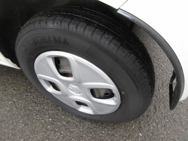 アルト Ｆ　４ＷＤ　エアコン　パワステ　パワーウインドウ　運転席エアバッグ　助手席エアバッグ　ＡＢＳ　横滑り防止装置　キーレス　ＣＤ（15枚目）