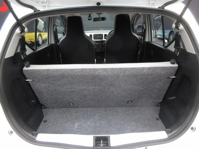 アルト Ｆ　４ＷＤ　エアコン　パワステ　パワーウインドウ　運転席エアバッグ　助手席エアバッグ　ＡＢＳ　横滑り防止装置　キーレス　ＣＤ（19枚目）