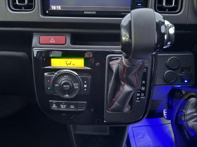 アルトワークス ベースグレード　４ＷＤ　横滑り防止　衝突軽減　車線逸脱警報　誤発信抑制　レカロシート　ＨＩＤ　自動ハイビーム　外メモリーナビ　フルセグＴＶ　スマートキー（15枚目）