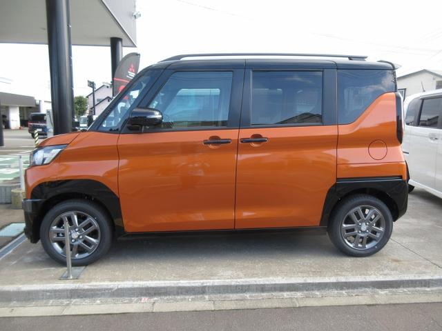 デリカミニ G プレミアム リミテッドエディション 4WD 電動パーキングブレーキ オートブレーキホールド 両側スライド両側ハンズフリードア LED アラウンドビューモニタ付ルームミラー パーキングアシスト スマートキー(4枚目)