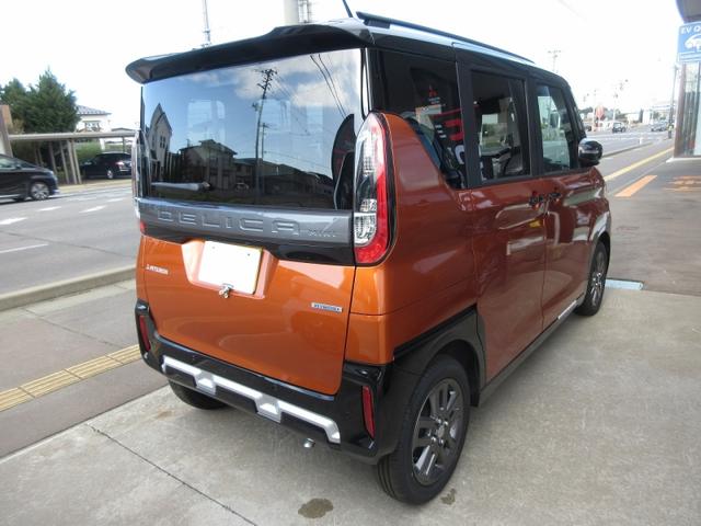 デリカミニ G プレミアム リミテッドエディション 4WD 電動パーキングブレーキ オートブレーキホールド 両側スライド両側ハンズフリードア LED アラウンドビューモニタ付ルームミラー パーキングアシスト スマートキー(12枚目)