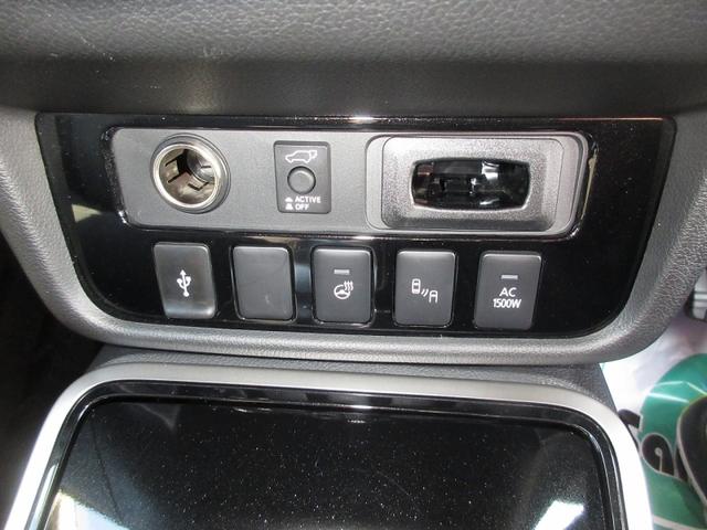 アウトランダーＰＨＥＶ Ｇプラスパッケージ　４ＷＤ　Ｅ－アシスト　運電動シート　前席シートヒータ　電動リアゲート　ＬＥＤ　純メモリーナビ　外ＥＴＣ　バックカメラ　スマートキー（9枚目）