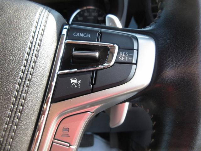 アウトランダーＰＨＥＶ Ｇプラスパッケージ　４ＷＤ　Ｅ－アシスト　運電動シート　前席シートヒータ　電動リアゲート　ＬＥＤ　純メモリーナビ　外ＥＴＣ　バックカメラ　スマートキー（12枚目）