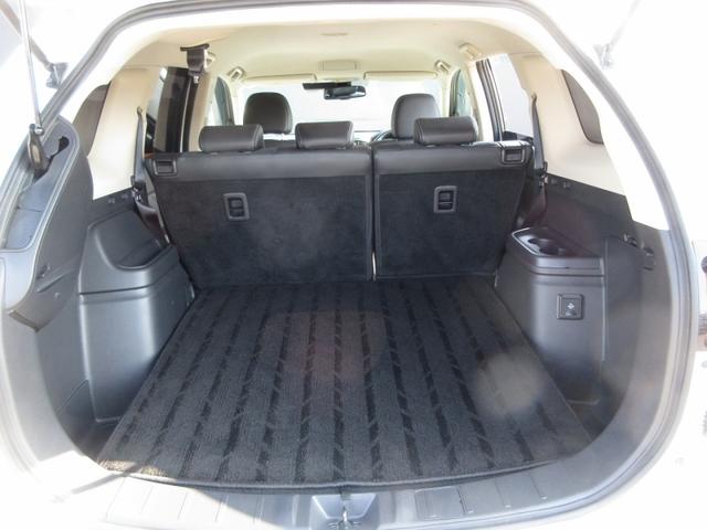 アウトランダーＰＨＥＶ Ｇプラスパッケージ　４ＷＤ　Ｅ－アシスト　運電動シート　前席シートヒータ　電動リアゲート　ＬＥＤ　純メモリーナビ　外ＥＴＣ　バックカメラ　スマートキー（20枚目）