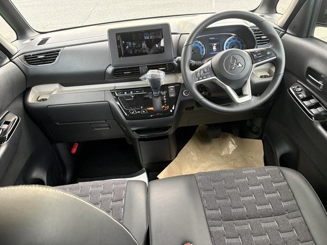 デリカミニ Ｇ　プレミアム　リミテッドエディション　４ＷＤ　ヒルディセントコントロール　電動パーキングブレーキ　両側スライド両側ハンズフリードア　ＬＥＤ　アラウンドビューモニタ付ルームミラー　パーキングアシスト　スマートキー（2枚目）