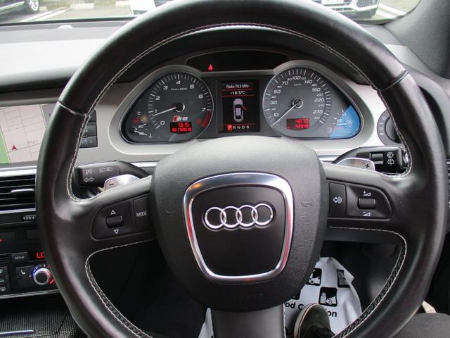クワトロ 5.2V10エンジン サンルーフ(13枚目)