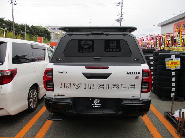 ハイラックス Ｚ　ＧＲスポーツ　４ＷＤ　８インチメモリーナビ　パノラミックビュー　衝突被害軽減システム　ＥＴＣ２．０　ドラレコ　ＬＥＤヘッドランプ　ＪＡＯＳリフトアップ　フジツボマフラー　キャノピー　ラプター塗装（5枚目）