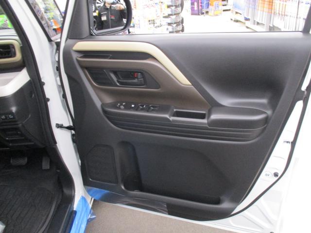 スペーシア ハイブリッドＸ　４ＷＤ　セーフティープラスパッケージ　両側パワースライドドア　シートヒーター　電動パーキング　アダプティブクルーズコントロール　車線維持支援機能　スリムサーキュレーター　ＬＥＤヘッドランプ（15枚目）
