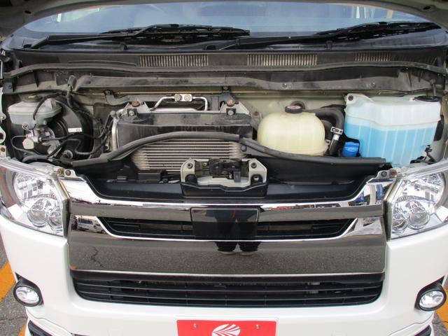 ハイエースバン スーパーＧＬ　ダークプライムＩＩ　４ＷＤ　ディーゼルターボ　寒冷地仕様　モデリスタフロントエアロ　７インチナビ　Ｂｌｕｅｔｏｏｔｈ　純正バックカメラ　　ＥＴＣ　ＬＥＤヘッド　スマートキー　オートライト　オートエアコン（28枚目）
