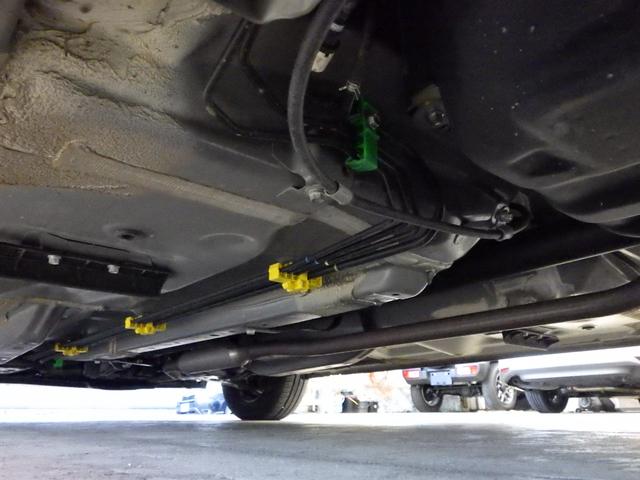 X ナビレディパッケージ 4WD 左パワースライドドア 社外メモリーナビ バックカメラ ステアリングスイッチ ワイパーデアイサー ミラーヒーター ETC コーナーセンサー 横滑り防止 寒冷地仕様 禁煙車(29枚目)