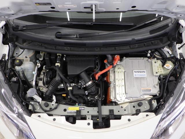 e-パワー X FOUR 4WD 社外SDナビフルセグ DVD再生 Bluetooth接続 純正エンジンスターター エマージェンシーブレーキ インテリキー2個 USB付センターコンソール ミラーヒーター 寒冷地仕様 禁煙車(65枚目)