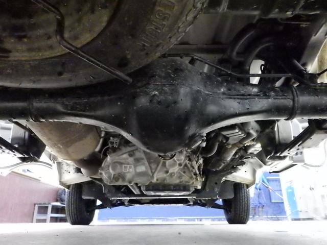 スタンダード 4WD ライトレベライザー 切り替え4WD アクセサリーソケット エアコン パワーステアリング 運転席エアバッグ 車検令和6年10月まで 4AT車(17枚目)