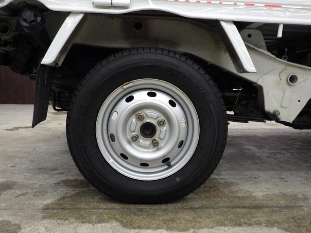 スタンダード 4WD ライトレベライザー 切り替え4WD アクセサリーソケット エアコン パワーステアリング 運転席エアバッグ 車検令和6年10月まで 4AT車(41枚目)