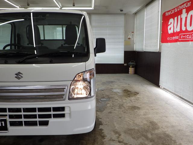 KCエアコン・パワステ 4WD スズキセーフティサポート装着 5MT 運転席&助手席エアバッグ ABS 横滑り防止 アクセサリーソケット スピーカー内臓AM/FMラジオ ライトレベライザー オートライト 届出済未使用車(24枚目)
