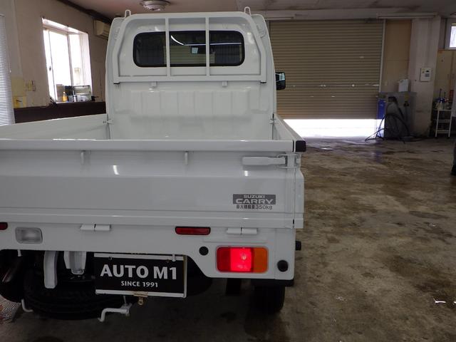 KCエアコン・パワステ 4WD スズキセーフティサポート装着 5MT 運転席&助手席エアバッグ ABS 横滑り防止 アクセサリーソケット スピーカー内臓AM/FMラジオ ライトレベライザー オートライト 届出済未使用車(25枚目)