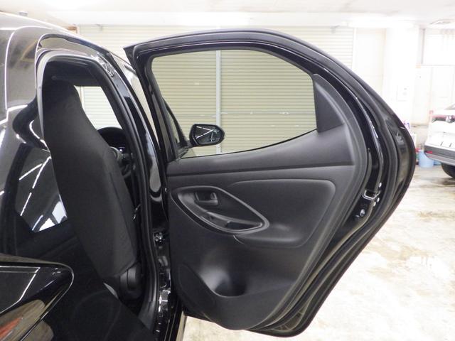 X 4WD トヨタセーフティセンス 社外メモリーナビ Bluetooth接続 バックカメラ ETC レーダークルーズ VSC スタッドレスタイヤグッドイヤー2022年製アイスナビ7 寒冷地仕様 禁煙車(63枚目)