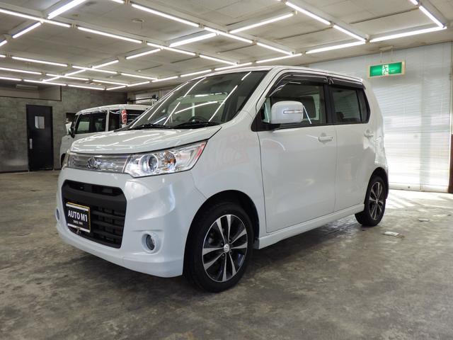 T 4WD ターボ 純正CDデッキ ステリモ 運転席シートヒーター ミラーヒーター パドルシフト ビルトインETC 社外ドラレコ HID ハロゲンフォグ アイドリングストップ インテリキー ESP 禁煙車(4枚目)