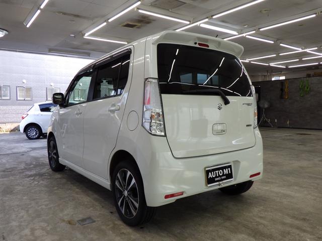 T 4WD ターボ 純正CDデッキ ステリモ 運転席シートヒーター ミラーヒーター パドルシフト ビルトインETC 社外ドラレコ HID ハロゲンフォグ アイドリングストップ インテリキー ESP 禁煙車(6枚目)