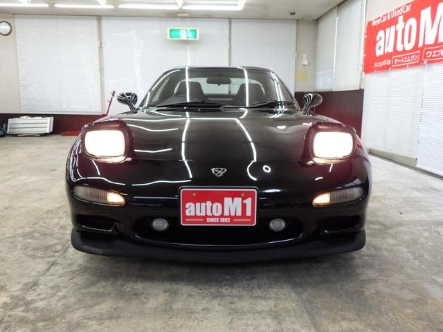 ＲＸ－７ タイプＲＺ　５ＭＴ　２６５馬力　１３Ｂ型６５４ＣＣ２ローターエンジン　シーケンシャルツインターボシステム　マツダスピードマフラー　純正レカロシート　純正Ｆマット　ワンオーナー　禁煙車　オリジナルフルノーマル車（43枚目）