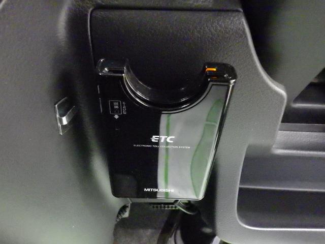 FXリミテッド 4WD 社外メモリーナビフルセグ DVD再生 プッシュスタート インテリキー 運転席シートヒーター ミラーヒーター ETC ディスチャージヘッドライト 純正14インチAW アイドリングストップ 禁煙車(35枚目)
