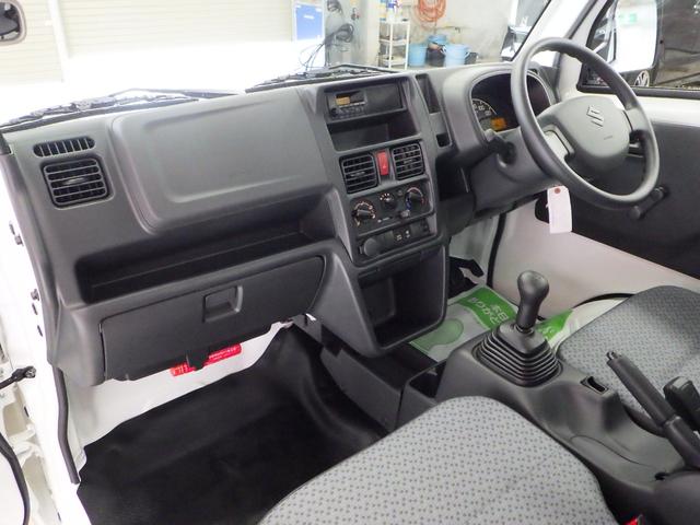 KCエアコン・パワステ農繁仕様 4WD 5MT スピーカー内蔵AM/FMラジオ アクセサリーソケット ライトレベライザー デフロック 横滑り防止 アッパーメンバーガード アングルポストガード リヤゲートチェーン 届出済未使用車(10枚目)