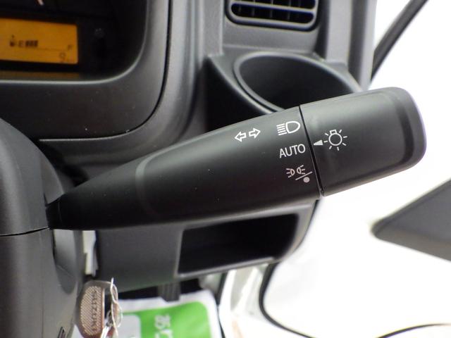 KCエアコン・パワステ農繁仕様 4WD 5MT スピーカー内蔵AM/FMラジオ アクセサリーソケット ライトレベライザー デフロック 横滑り防止 アッパーメンバーガード アングルポストガード リヤゲートチェーン 届出済未使用車(31枚目)