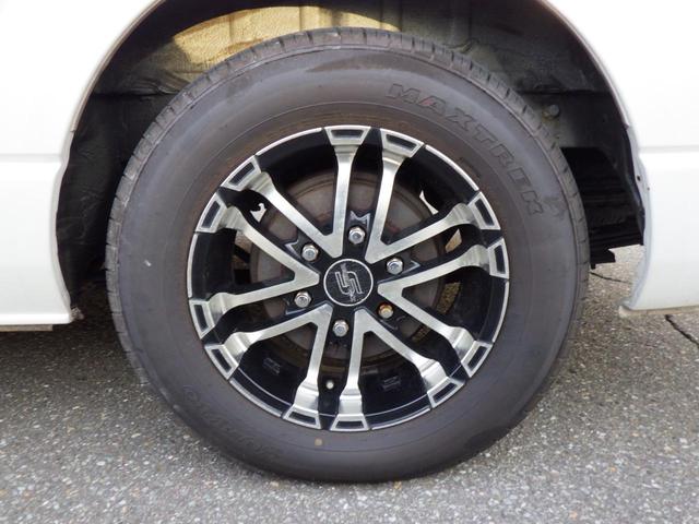ナッツキャンピングリーク 4WD 社外10インチSDフローティングナビフルセグ Bカメラ フリップDモニター 社外ドラレコ リヤヒーター&リヤクーラー 社外電動スライド ETC ワンオーナー 禁煙車(70枚目)