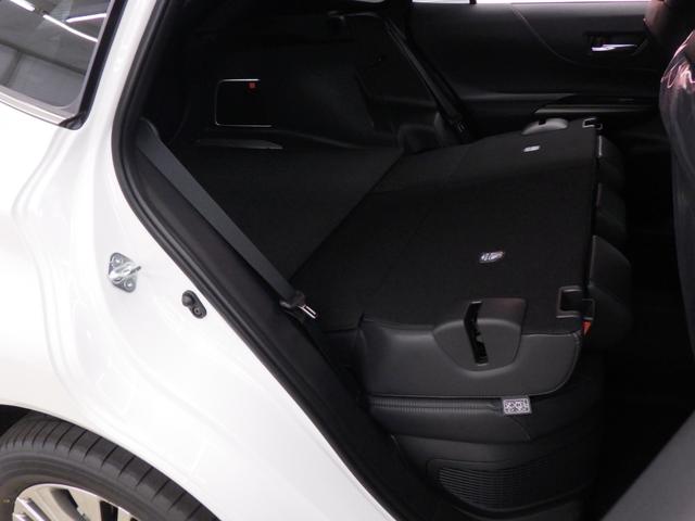 ハリアーハイブリッド Ｚ　レザーパッケージ　４ＷＤ　ＴＳＳ　調光パノラマルーフ　１２．３型ＪＢＬサウンドディスプレイナビフルセグ　バックカメラ　ビルトインＥＴＣ２．０　おくだけ充電　前後ドラレコ機能付Ｄインナーミラー　寒冷地仕様　登録済未使用車（19枚目）