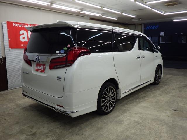 アルファードハイブリッド Ｇ　Ｆパッケージ　４ＷＤ　ＴＳＳ　モデリスタエアロキット　純正ディスプレイナビフルセグ　バックカメラ　１２．１型後席モニター　純正エンスタ　ビルトインＥＴＣ　レオニスＣＨ１９インチＡＷ　寒冷地仕様　ワンオーナー　禁煙車（8枚目）
