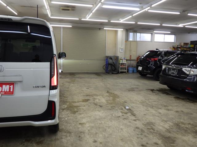 N-BOXカスタム ベースグレード 4WD ホンダセンシング 両側パワースライドドア レーダークルーズ ライトレベライザー フロント左右シートヒーター ミラーヒーター LEDヘッドライト 純正14インチAW 前後ソナー 1オーナー禁煙車(50枚目)