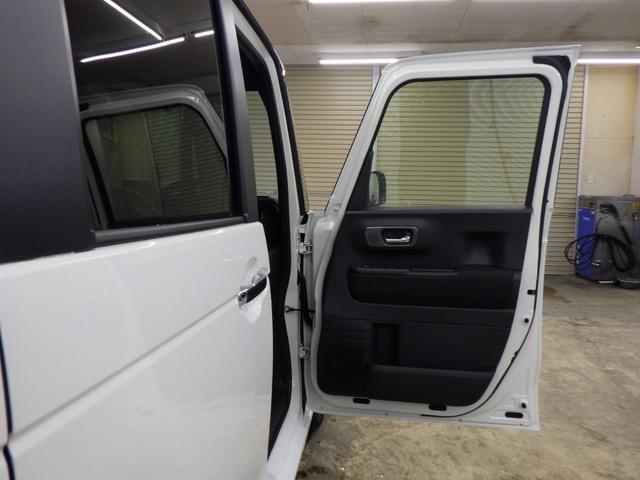 N-BOXカスタム ベースグレード 4WD ホンダセンシング 両側パワースライドドア レーダークルーズ ライトレベライザー フロント左右シートヒーター ミラーヒーター LEDヘッドライト 純正14インチAW 前後ソナー 1オーナー禁煙車(63枚目)