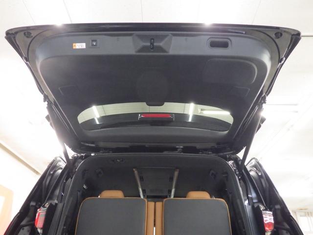 TOYOTA VELLFIRE HYBRID Z PREMIER