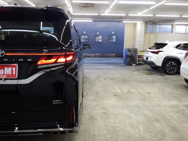 TOYOTA VELLFIRE HYBRID Z PREMIER