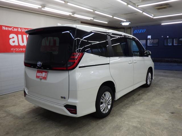 TOYOTA NOAH HYBRID S-Z