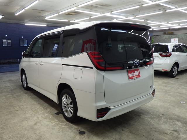 TOYOTA NOAH HYBRID S-Z