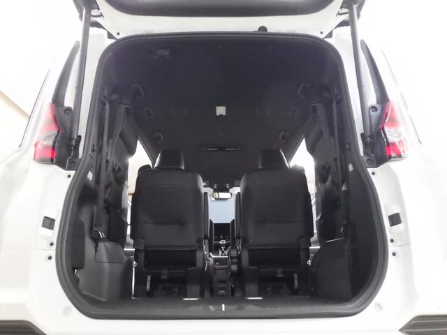 TOYOTA NOAH HYBRID S-Z