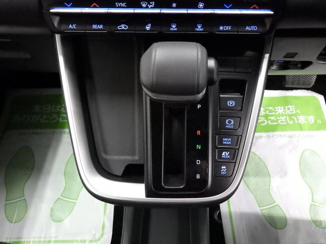 TOYOTA NOAH HYBRID S-Z