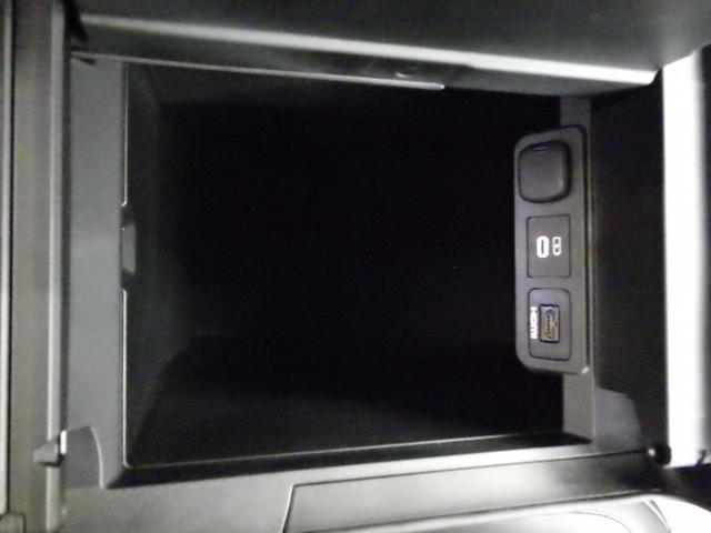 TOYOTA ALPHARD HYBRID Z