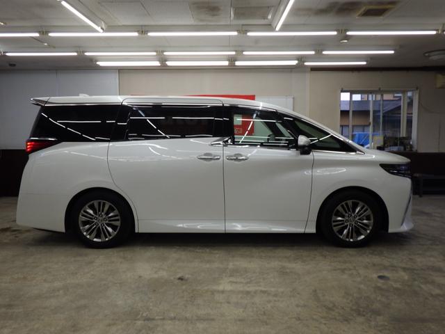 TOYOTA ALPHARD HYBRID Z