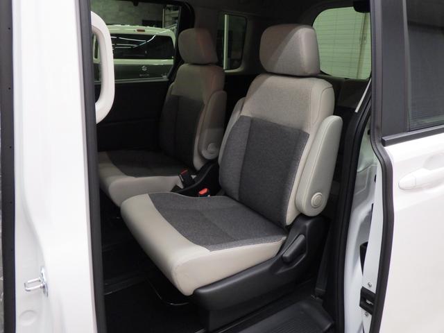 フリード e:HEVエアー EX 4WD 6人乗 ホンダセンシング 両側パワスラ BSI スマートキー2個 ワイパーデアイサー LEDヘッドライト フロント左右シートヒーター ミラーヒーター 純正15インチAW VSA 新車未登録車(18枚目)