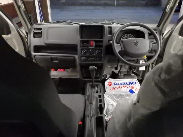 スーパーキャリイ Xリミテッド 4WD 4AT スズキセーフティサポート キーレスエントリー LEDヘッドライト ハロゲンフォグ アイドリングストップ リヤゲートチェーン 荷台作業灯 ブラックFグリル Rソナー 届出済未使用車(14枚目)